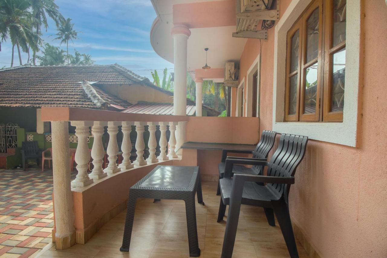 Calangute Bay Hotel Exterior photo